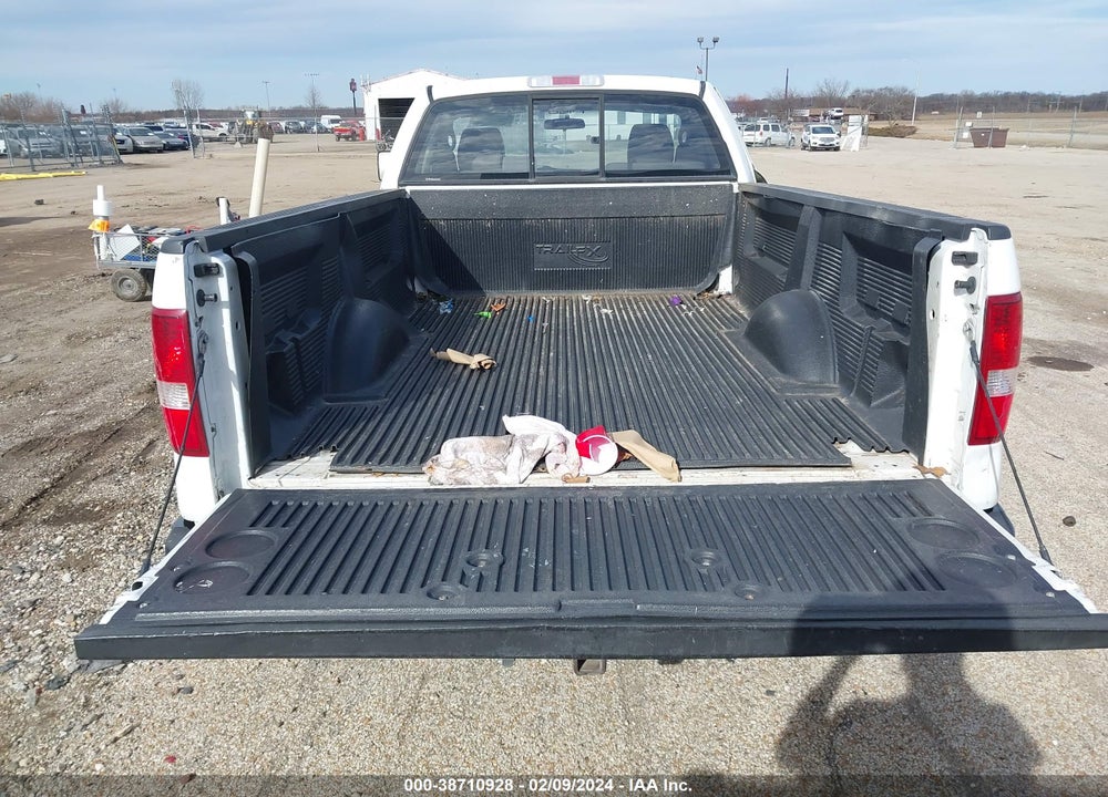 2006 FORD F-150 STX/XL/XLT VIN: 1FTRF12W16NB70571