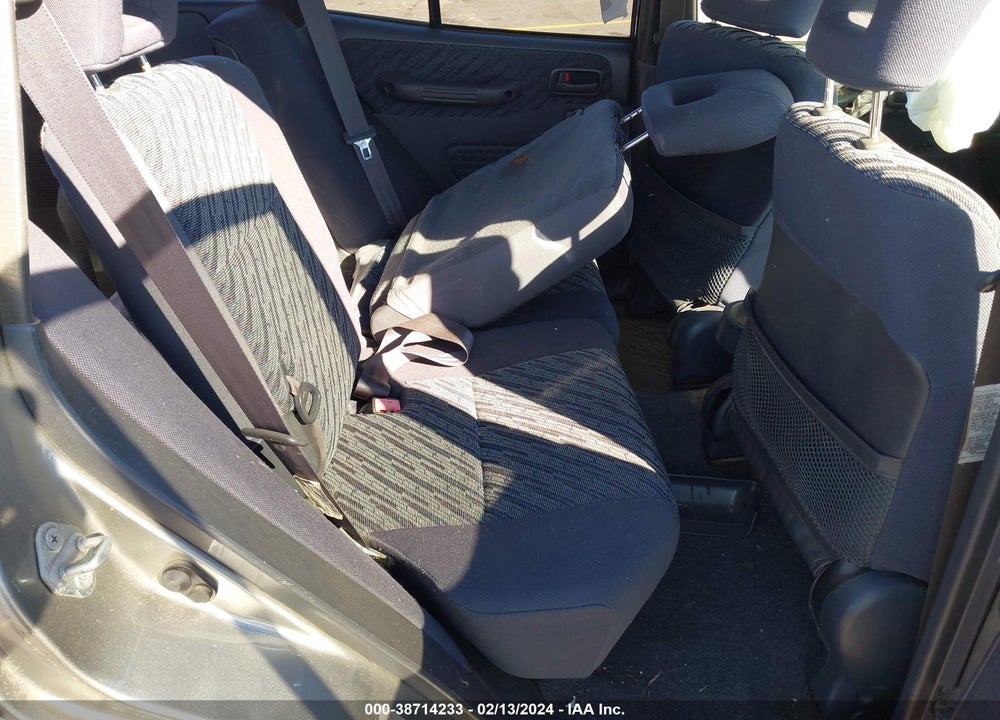 2000 TOYOTA RAV4 VIN: JT3GP10V1Y7075146