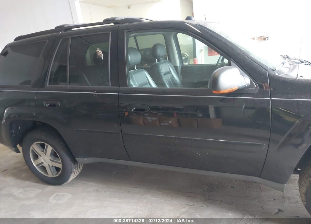 2005 CHEVROLET TRAILBLAZER VIN: 1GNDT13S852170895