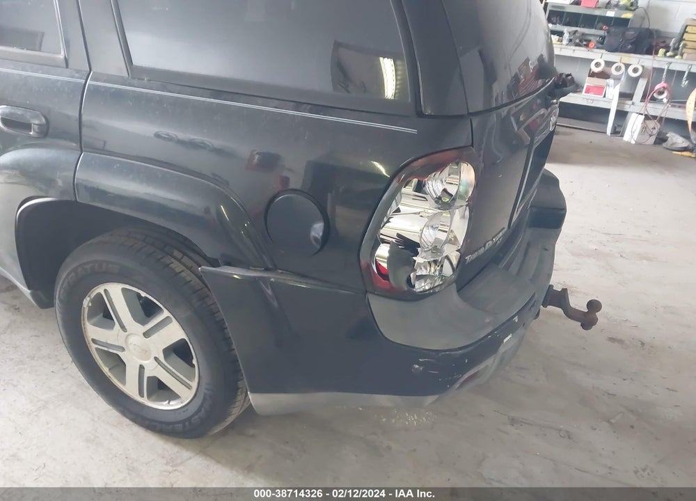 2005 CHEVROLET TRAILBLAZER VIN: 1GNDT13S852170895