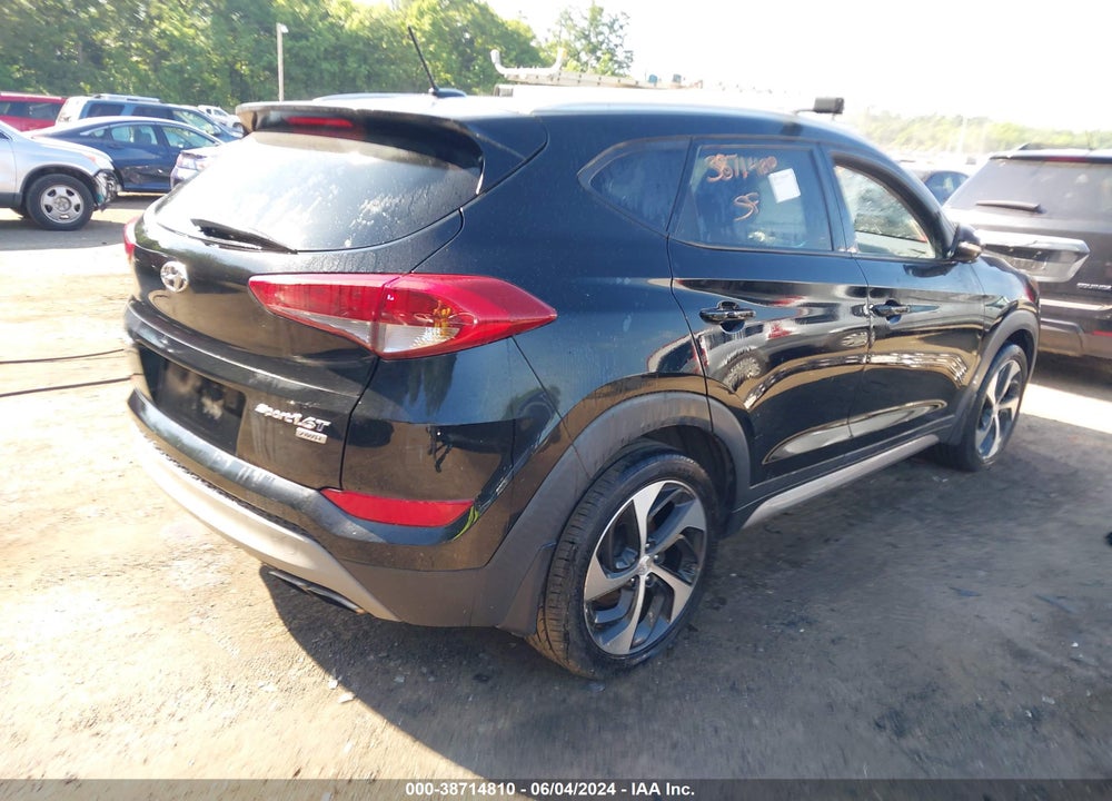 2017 HYUNDAI TUCSON SPORT VIN: KM8J3CA29HU276125