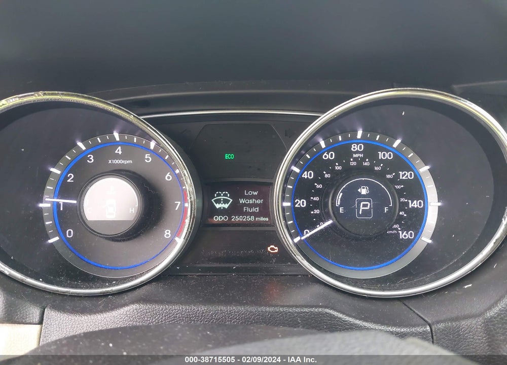 2011 HYUNDAI SONATA VIN: 5NPEC4AC8BH277577