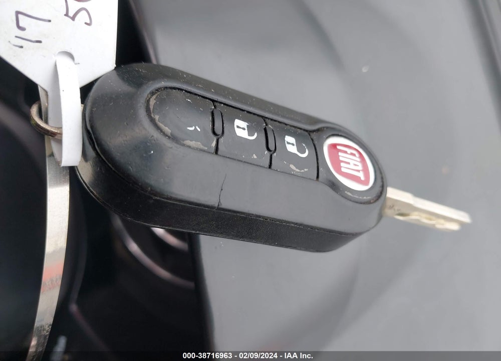 2017 FIAT 500 POP VIN: 3C3CFFKR0HT671164