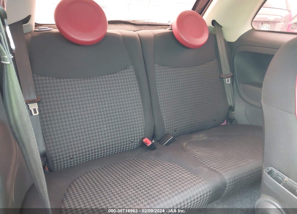 2017 FIAT 500 POP VIN: 3C3CFFKR0HT671164