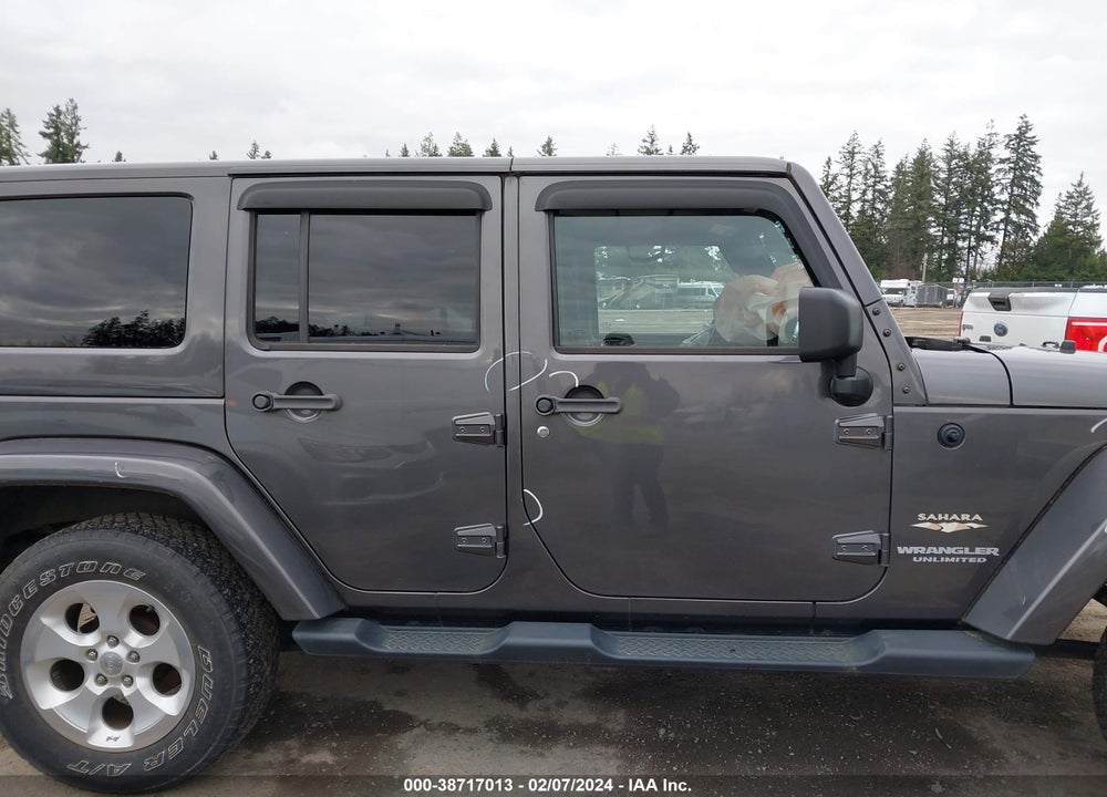 2014 JEEP WRANGLER UNLIMITED SAHARA VIN: 1C4BJWEG9EL274978
