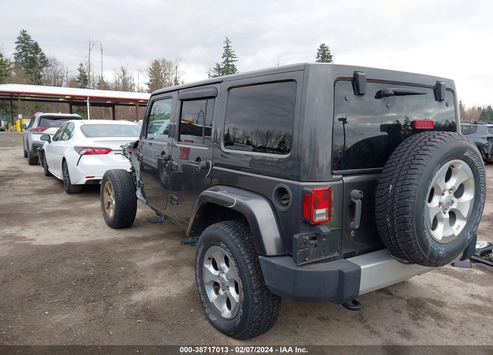 2014 JEEP WRANGLER UNLIMITED SAHARA VIN: 1C4BJWEG9EL274978