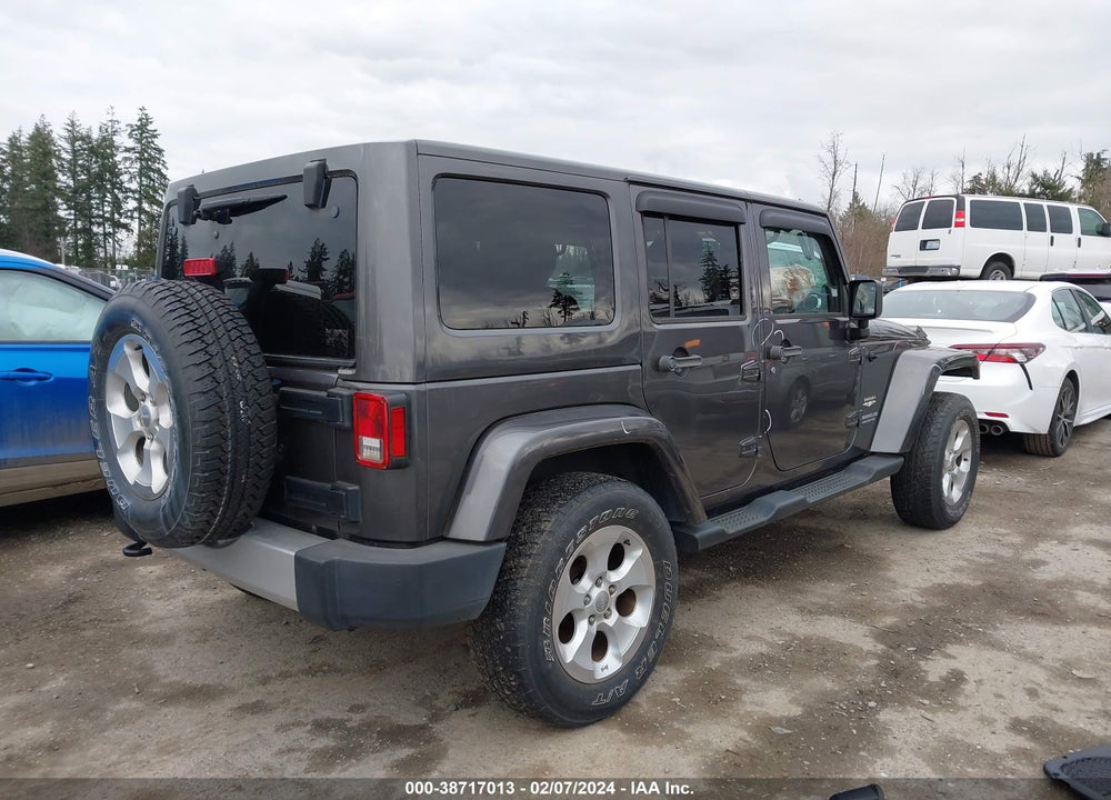 2014 JEEP WRANGLER UNLIMITED SAHARA VIN: 1C4BJWEG9EL274978