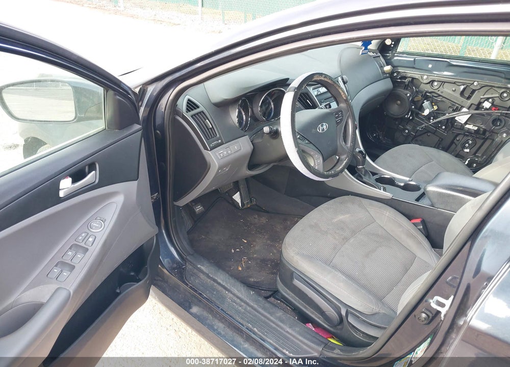 2014 HYUNDAI SONATA GLS VIN: 5NPEB4AC3EH894456