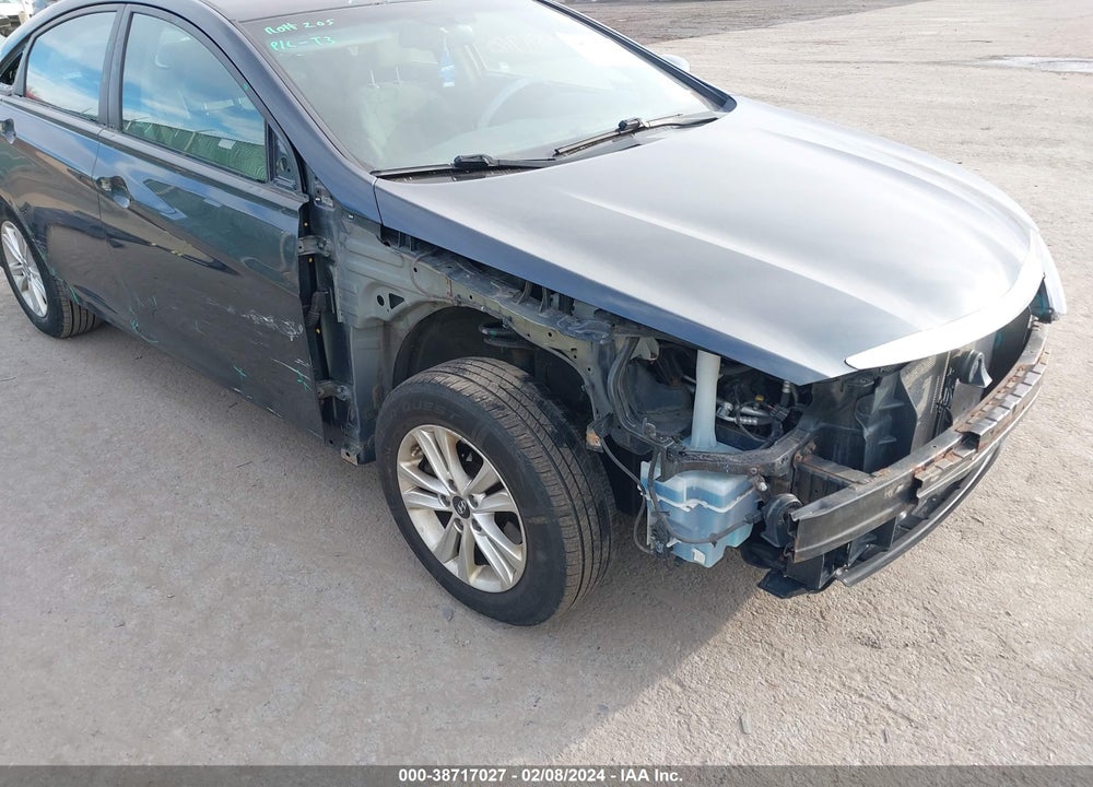 2014 HYUNDAI SONATA GLS VIN: 5NPEB4AC3EH894456