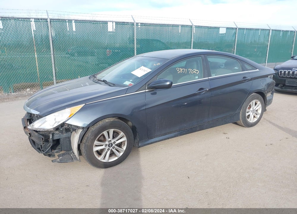 2014 HYUNDAI SONATA GLS VIN: 5NPEB4AC3EH894456
