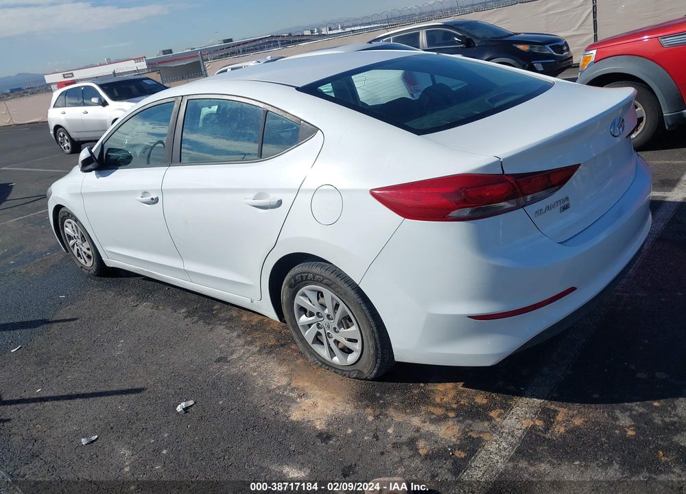 2018 HYUNDAI ELANTRA SE VIN: 5NPD74LF0JH317205