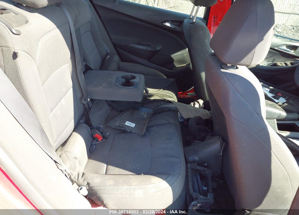 2019 CHEVROLET CRUZE LT VIN: 1G1BE5SM9K7123936