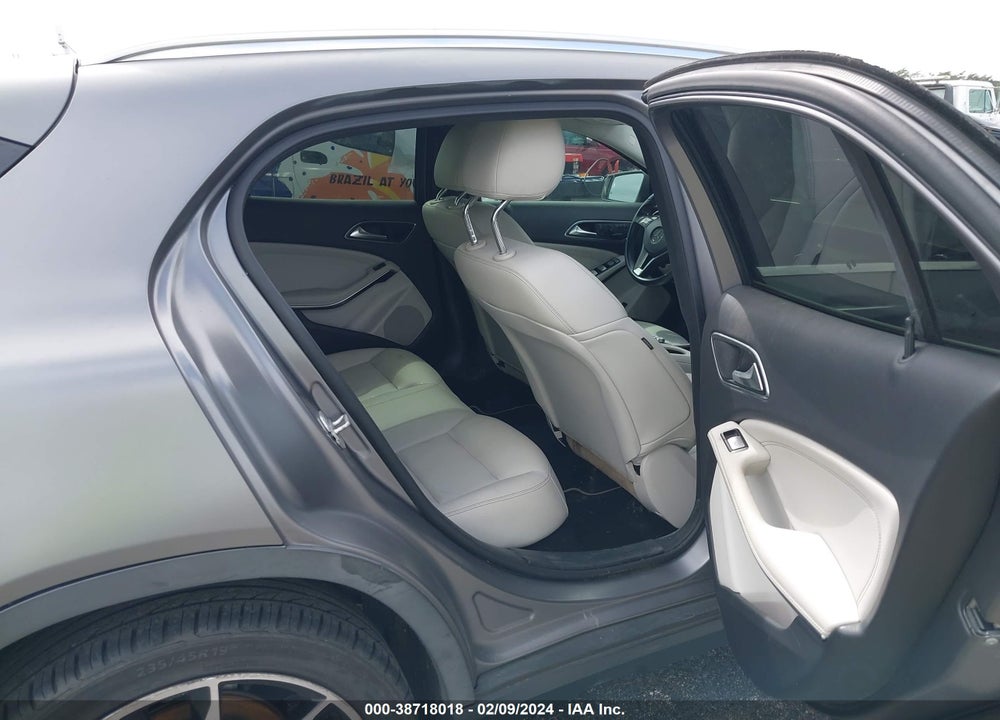 2015 MERCEDES-BENZ GLA-CLASS VIN: WDCTG4EB8FJ180142