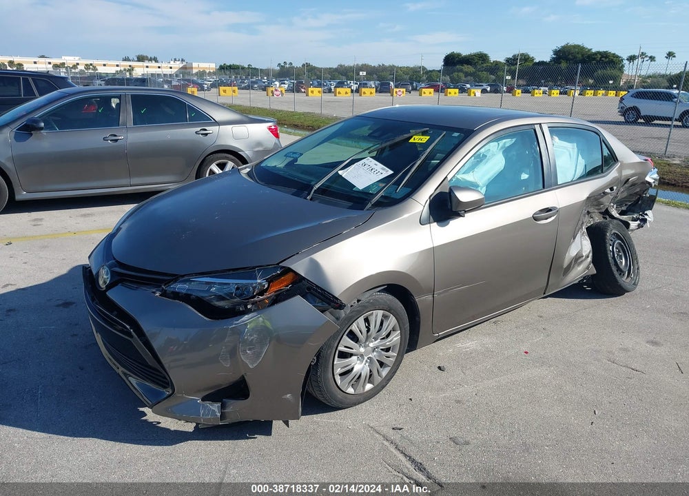 2019 TOYOTA COROLLA LE VIN: 5YFBURHE2KP861108