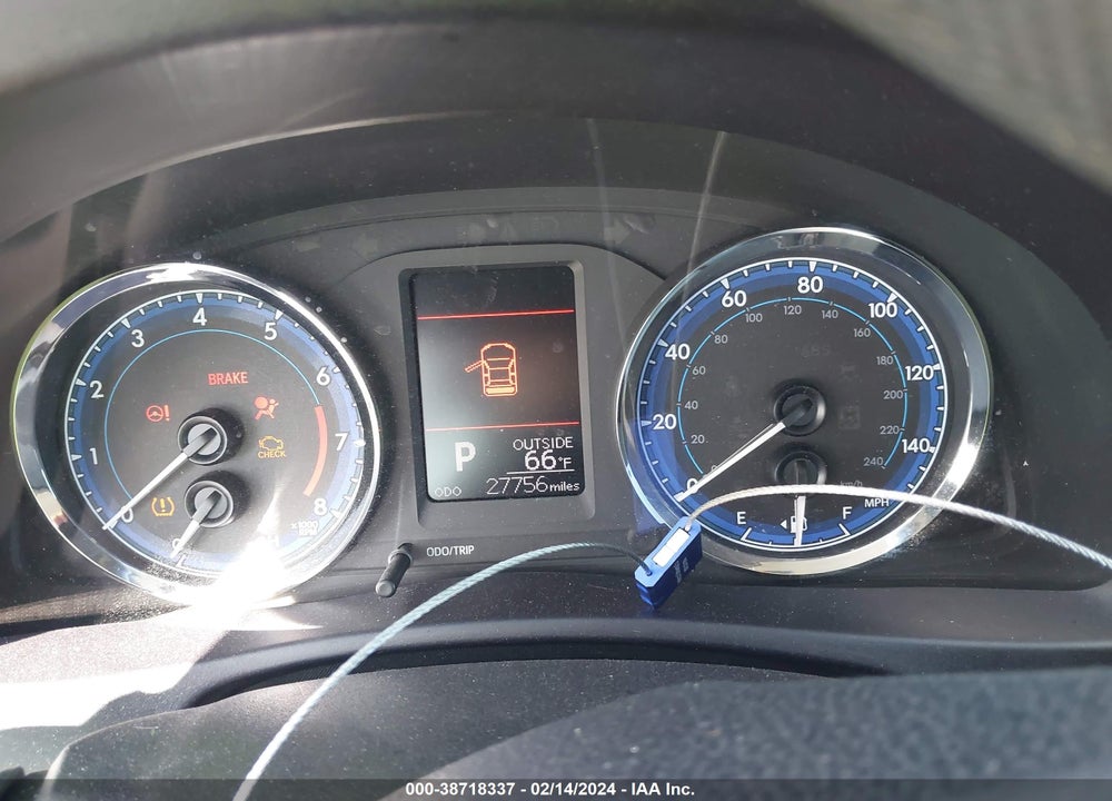 2019 TOYOTA COROLLA LE VIN: 5YFBURHE2KP861108