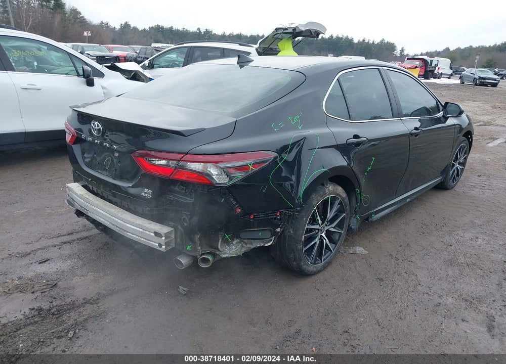 2022 TOYOTA CAMRY SE AWD VIN: 4T1G11BK3NU067039