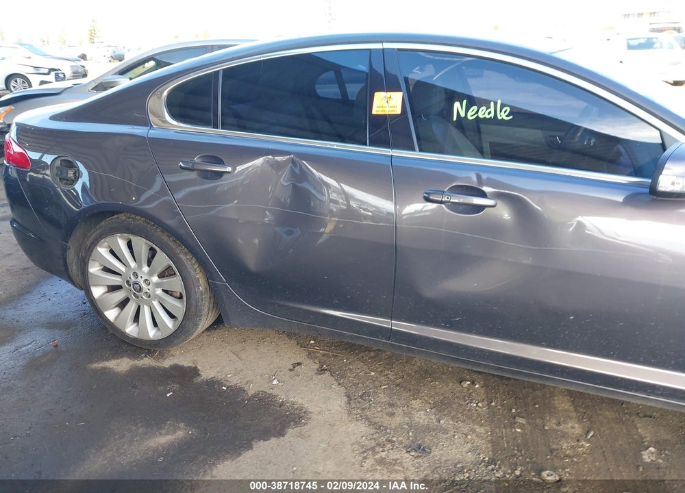 2009 JAGUAR XF VIN: SAJWA06B89HR43513