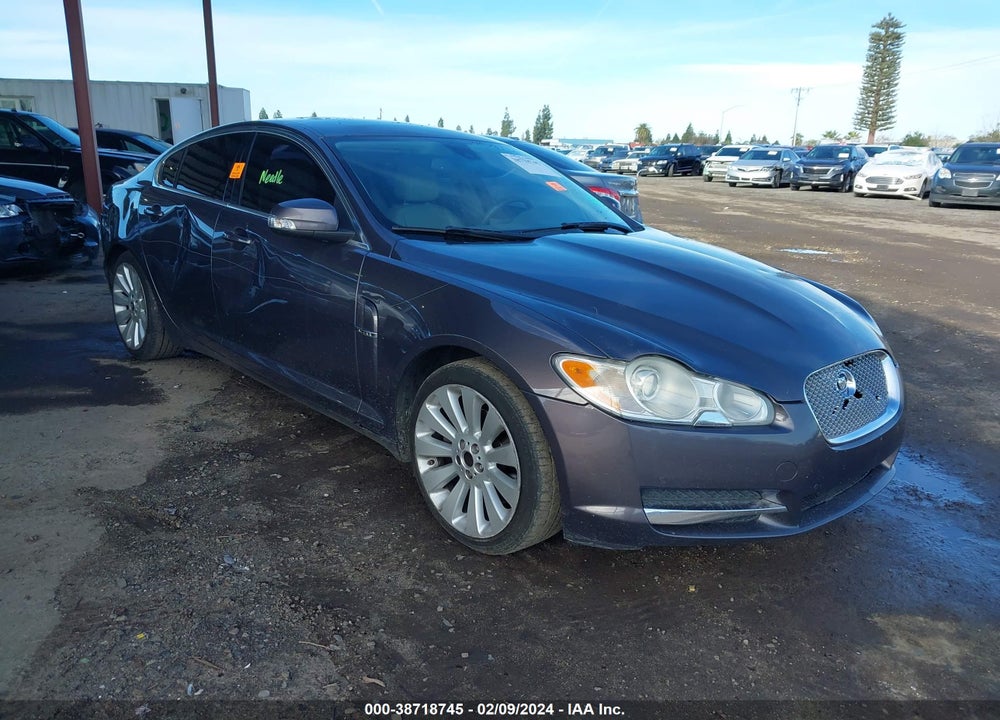 2009 JAGUAR XF VIN: SAJWA06B89HR43513