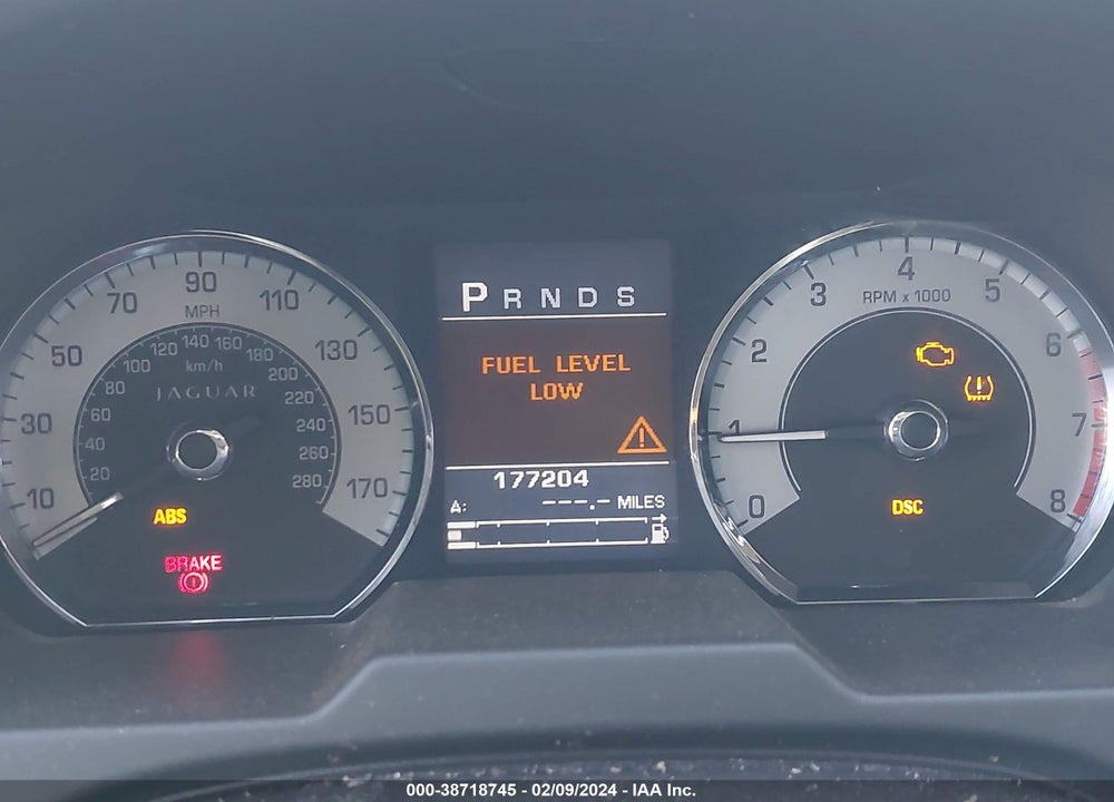 2009 JAGUAR XF VIN: SAJWA06B89HR43513