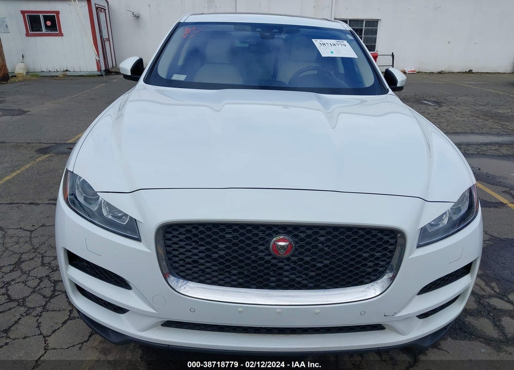 2017 JAGUAR F-PACE 35T PRESTIGE VIN: SADCK2BVXHA061667