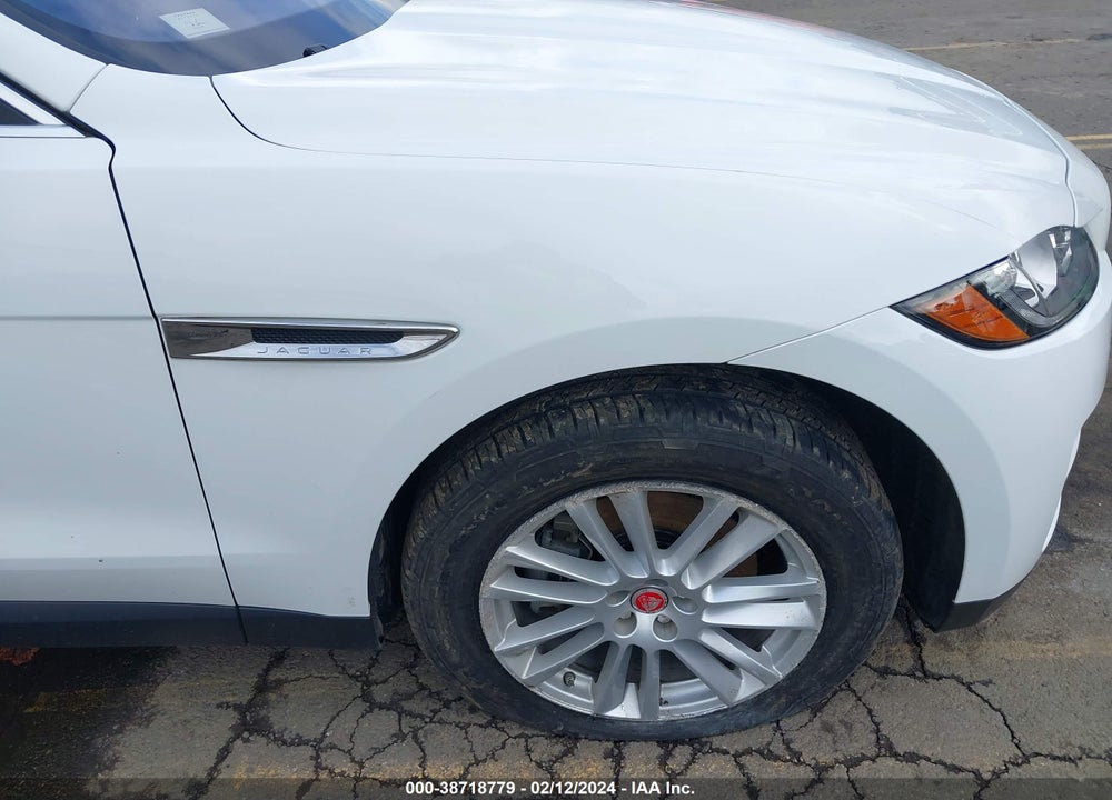 2017 JAGUAR F-PACE 35T PRESTIGE VIN: SADCK2BVXHA061667