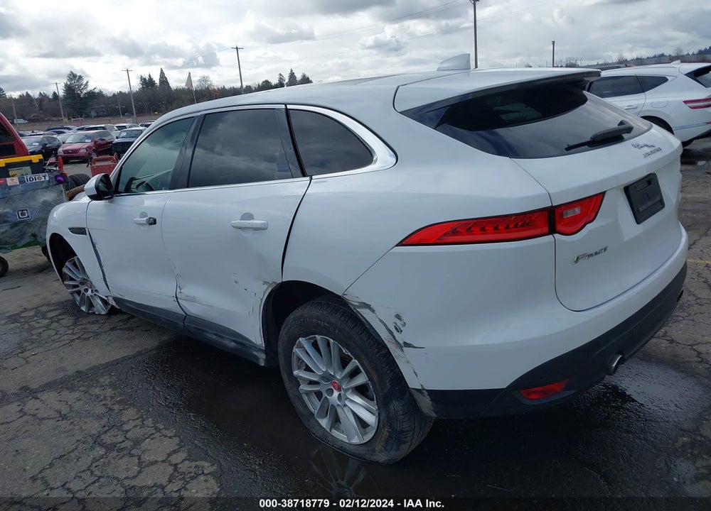 2017 JAGUAR F-PACE 35T PRESTIGE VIN: SADCK2BVXHA061667