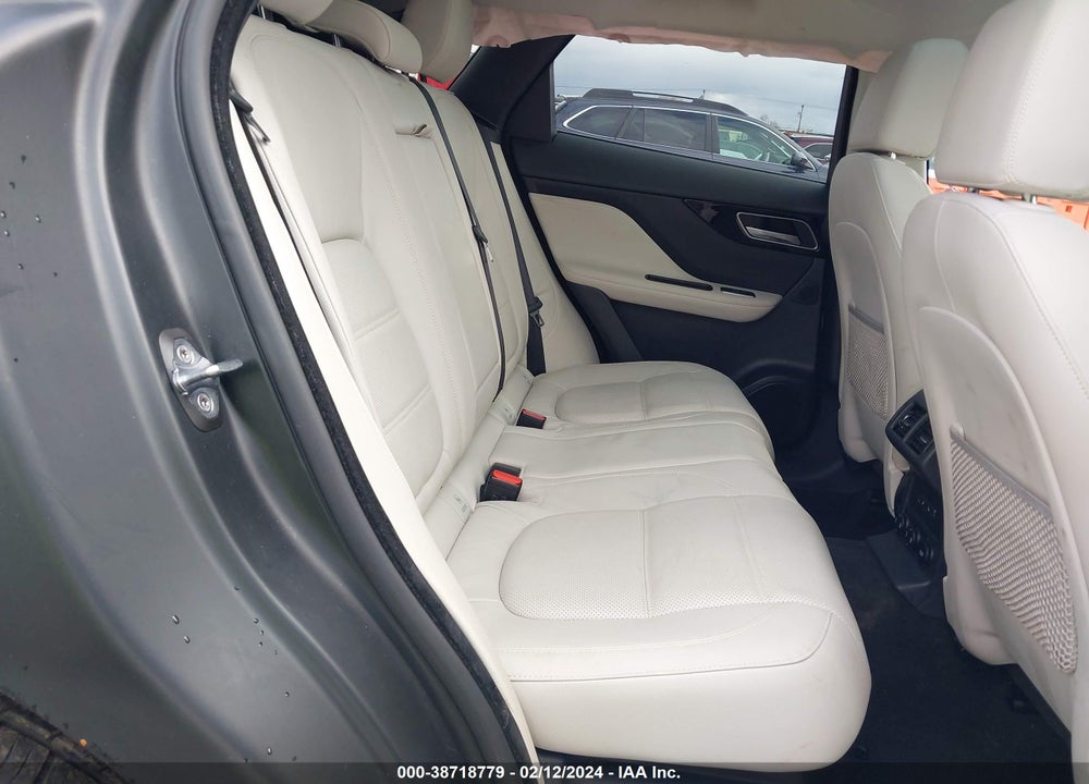 2017 JAGUAR F-PACE 35T PRESTIGE VIN: SADCK2BVXHA061667