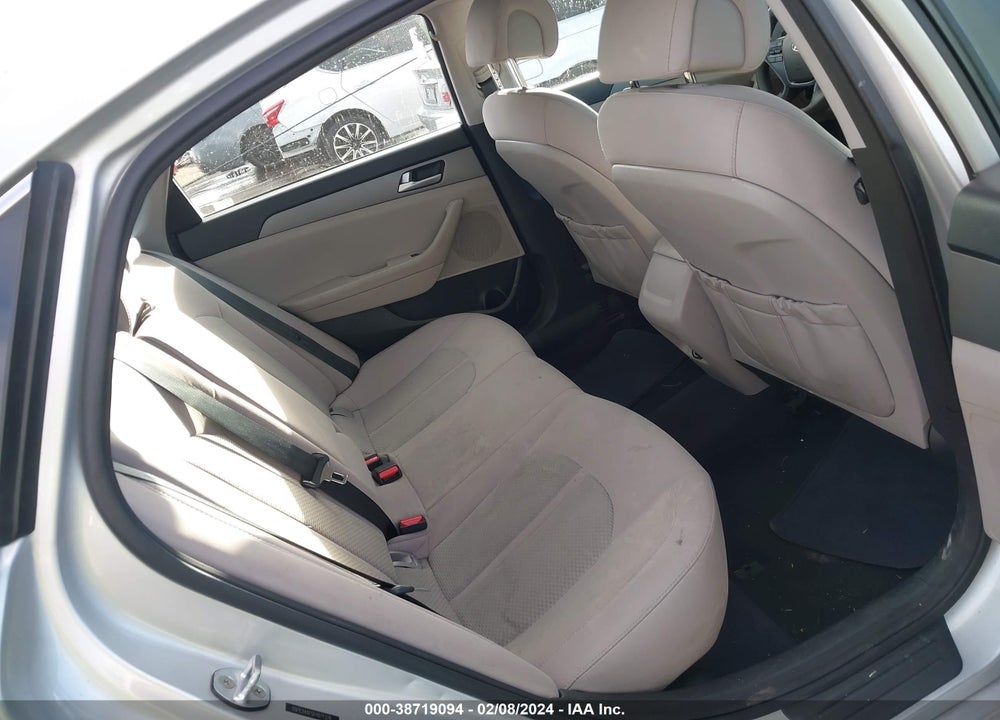 2015 HYUNDAI SONATA SE VIN: 5NPE24AF5FH071376