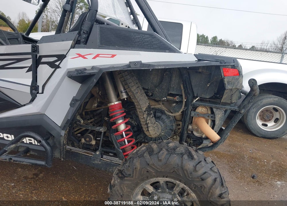 2021 POLARIS RZR XP TURBO VIN: 3NSNAE922MF138424