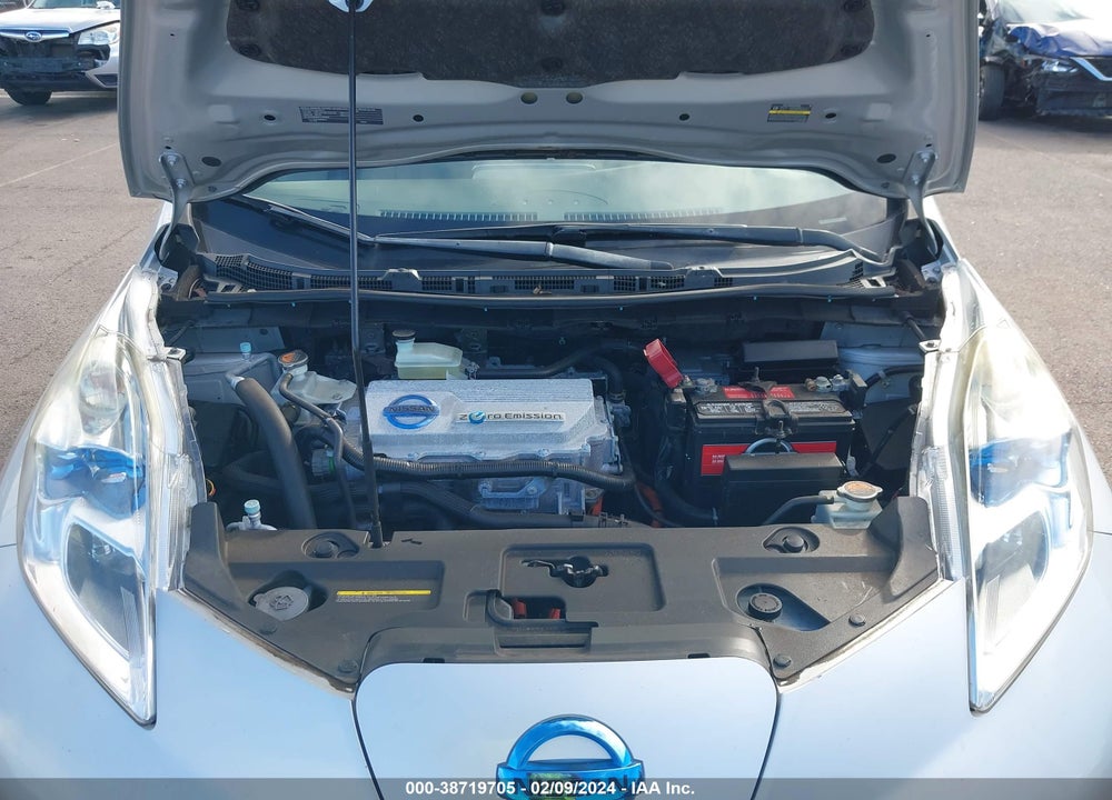 2012 NISSAN LEAF SL VIN: JN1AZ0CP7CT020237