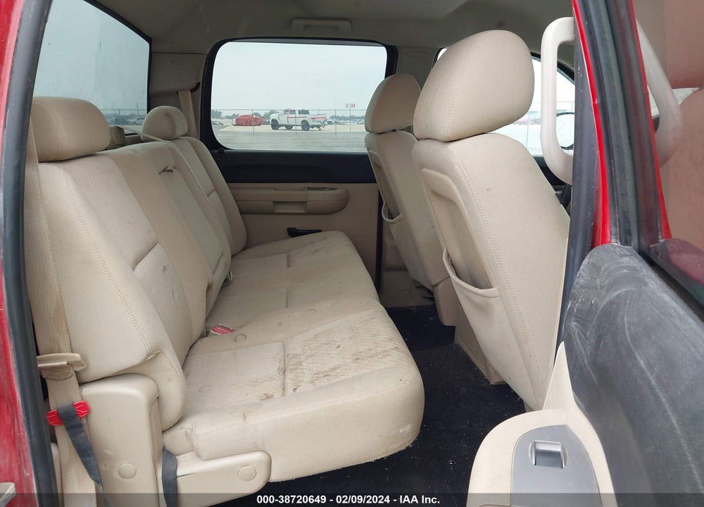 2011 CHEVROLET SILVERADO 1500 LT VIN: 3GCPCSE06BG397108