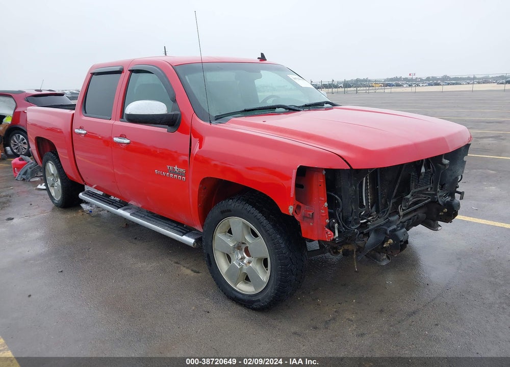 2011 CHEVROLET SILVERADO 1500 LT VIN: 3GCPCSE06BG397108