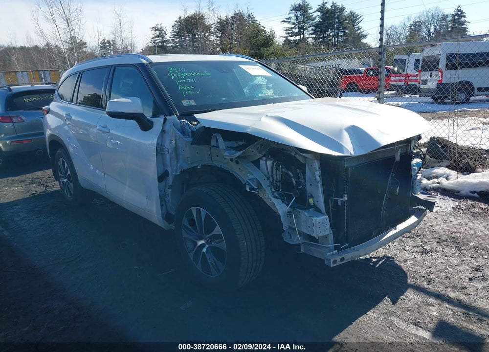2020 TOYOTA HIGHLANDER XLE VIN: 5TDGZRBH9LS510702