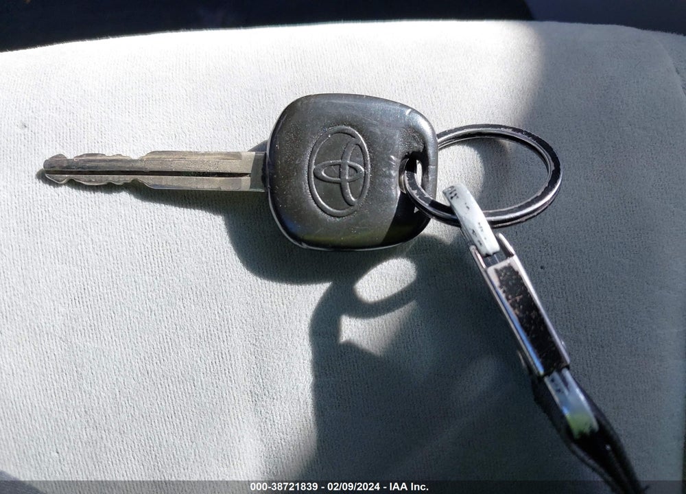 2009 TOYOTA COROLLA VIN: 1NXBU40E79Z137230