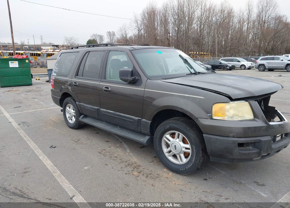 2005 FORD EXPEDITION XLT VIN: 1FMPU15585LA33648