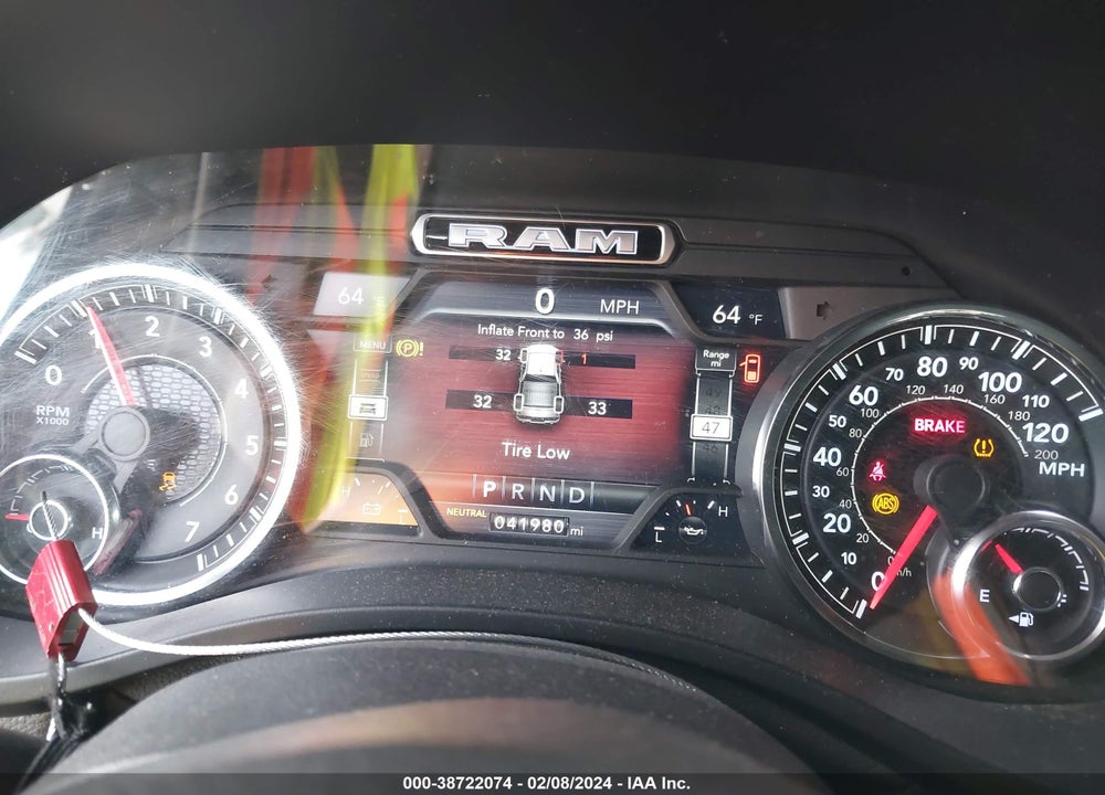 2019 RAM 1500 BIG HORN/LONE STAR 4X4 5'7 BOX VIN: 1C6SRFFTXKN896632