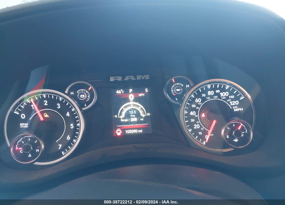 2019 RAM 2500 BIG HORN 4X4 6'4 BOX VIN: 3C6UR5DJ8KG595080