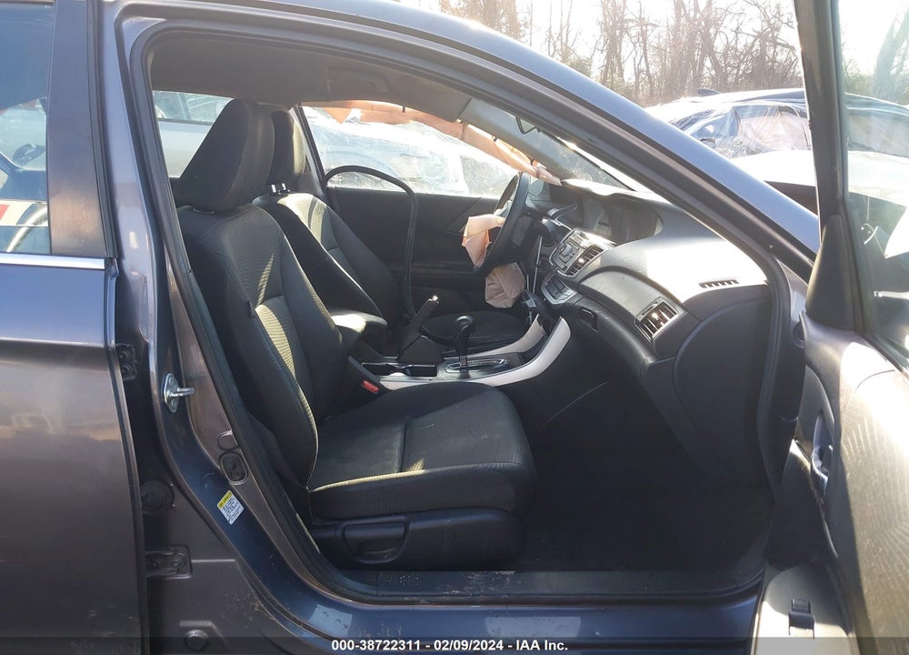 2015 HONDA ACCORD LX VIN: 1HGCR2F34FA227163