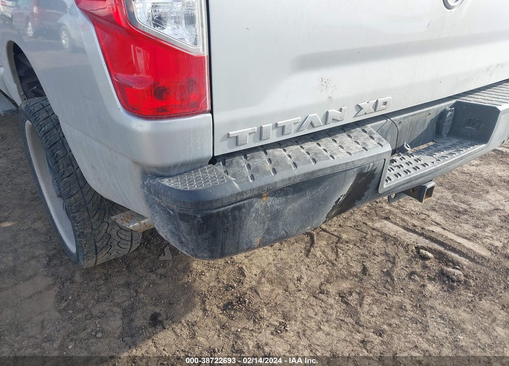 2017 NISSAN TITAN XD S GAS VIN: 1N6AA1F14HN555665