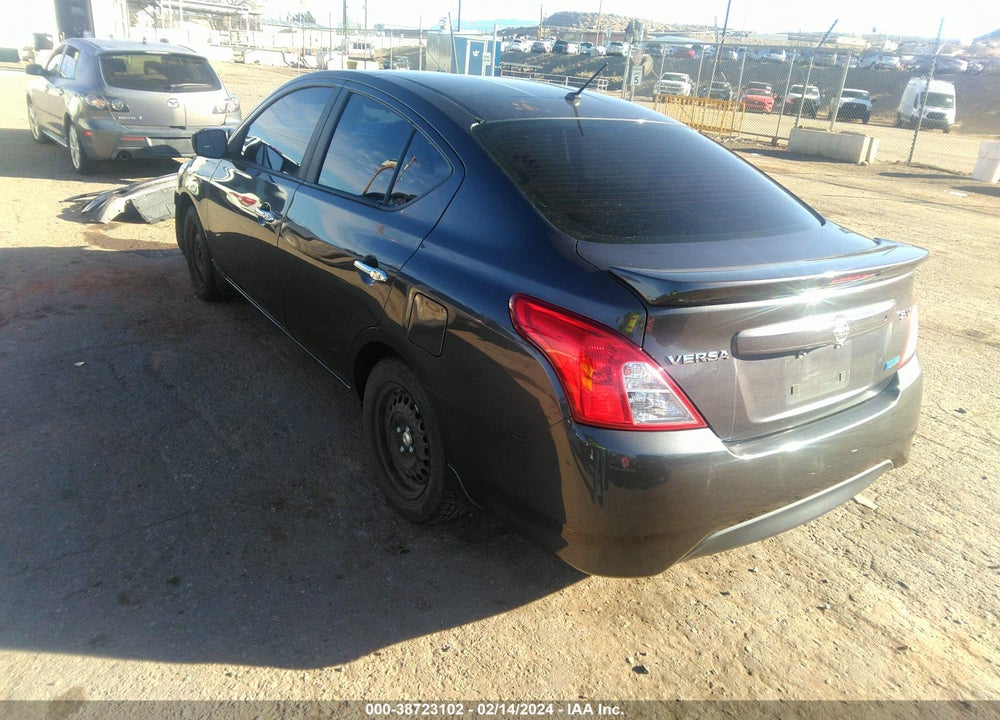 2015 NISSAN VERSA 1.6 SV VIN: 3N1CN7AP1FL878845