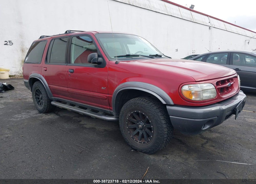 2000 FORD EXPLORER XLT VIN: 1FMZU73EIYZC58977