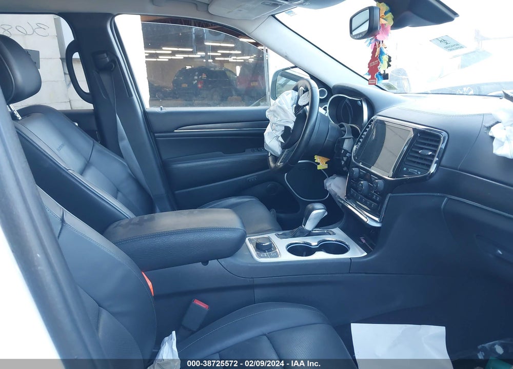 2020 JEEP GRAND CHEROKEE VIN: 1C4RJFJT0LC163752