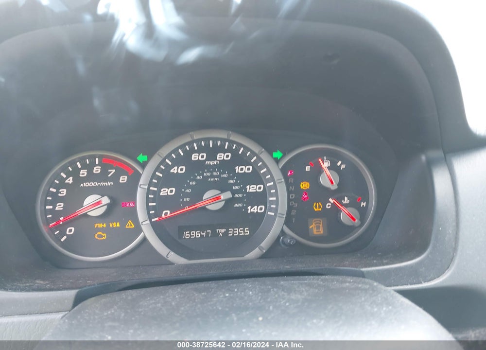 2007 HONDA PILOT VIN: 2HKYF18137H500624