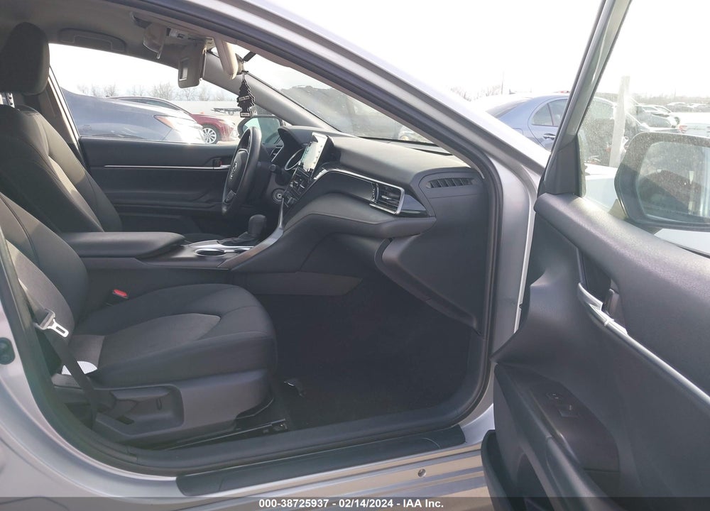 2021 TOYOTA CAMRY LE VIN: 4T1C11AK1MU453909