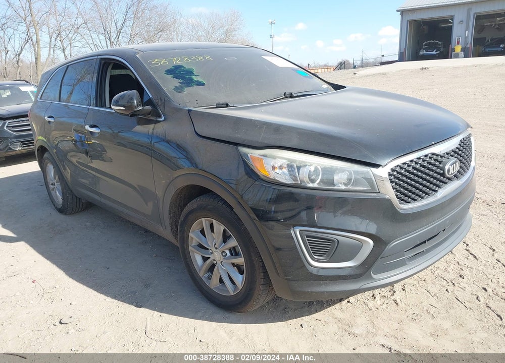 2016 KIA SORENTO 2.4L L VIN: 5XYPG4A36GG017674