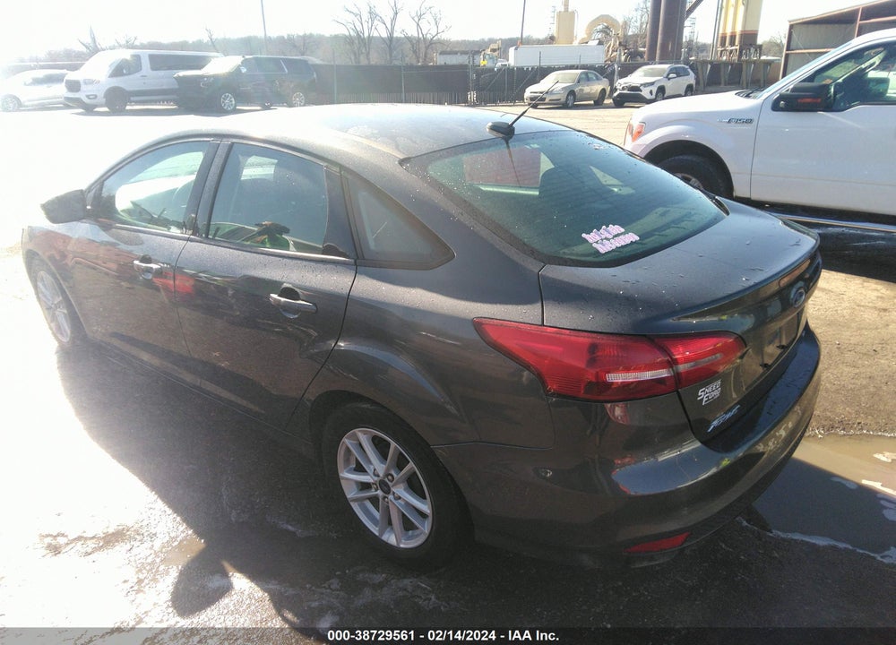 2017 FORD FOCUS SE VIN: 1FADP3F2XHL331708