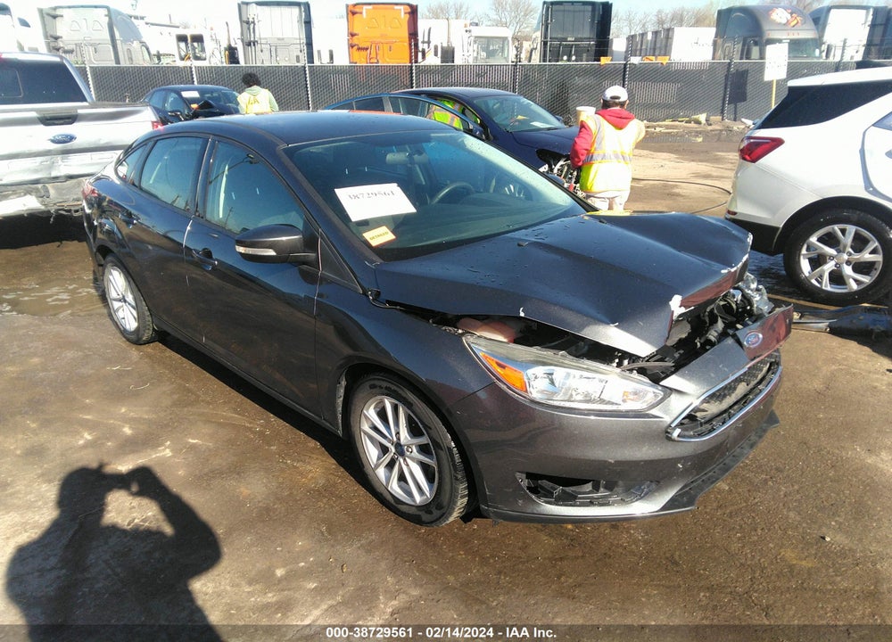 2017 FORD FOCUS SE VIN: 1FADP3F2XHL331708