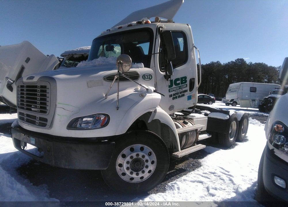 2015 FREIGHTLINER M2 112 MEDIUM DUTY VIN: 1FUJC5DVXFHGC4632