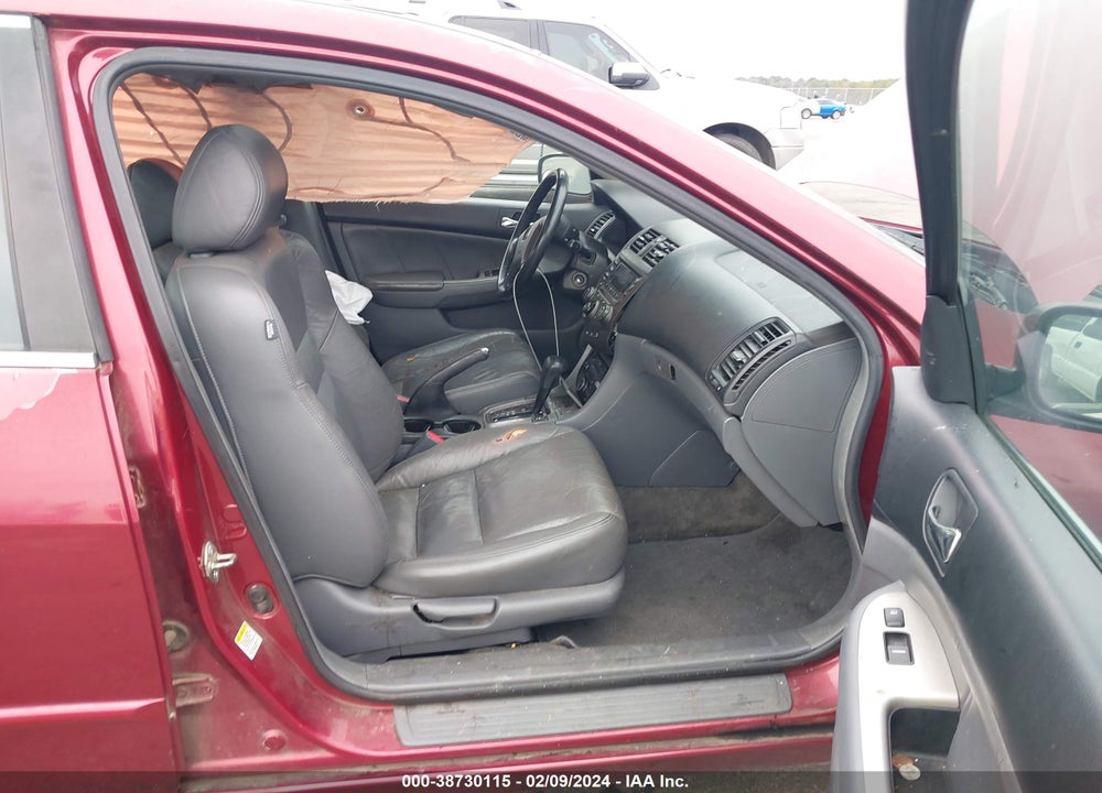 2005 HONDA ACCORD 2.4 EX VIN: 1HGCM568X5A002658
