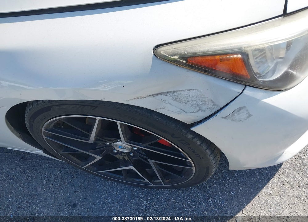 2015 INFINITI Q50 PREMIUM VIN: JN1BV7AP8FM352858